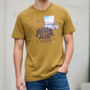 Nike Men's retro t shirt golden mccaw air mountain outdoor
